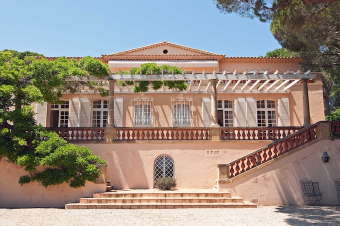 Beautiful villa in Ste. Maxime with Home Hunts