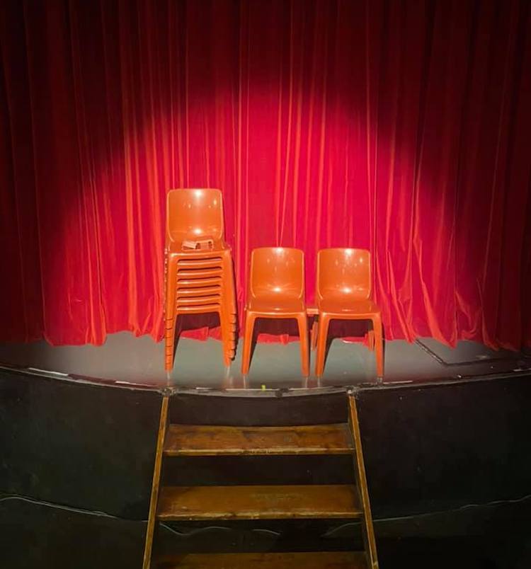 Some orange chairs from Théâtre de la Cité