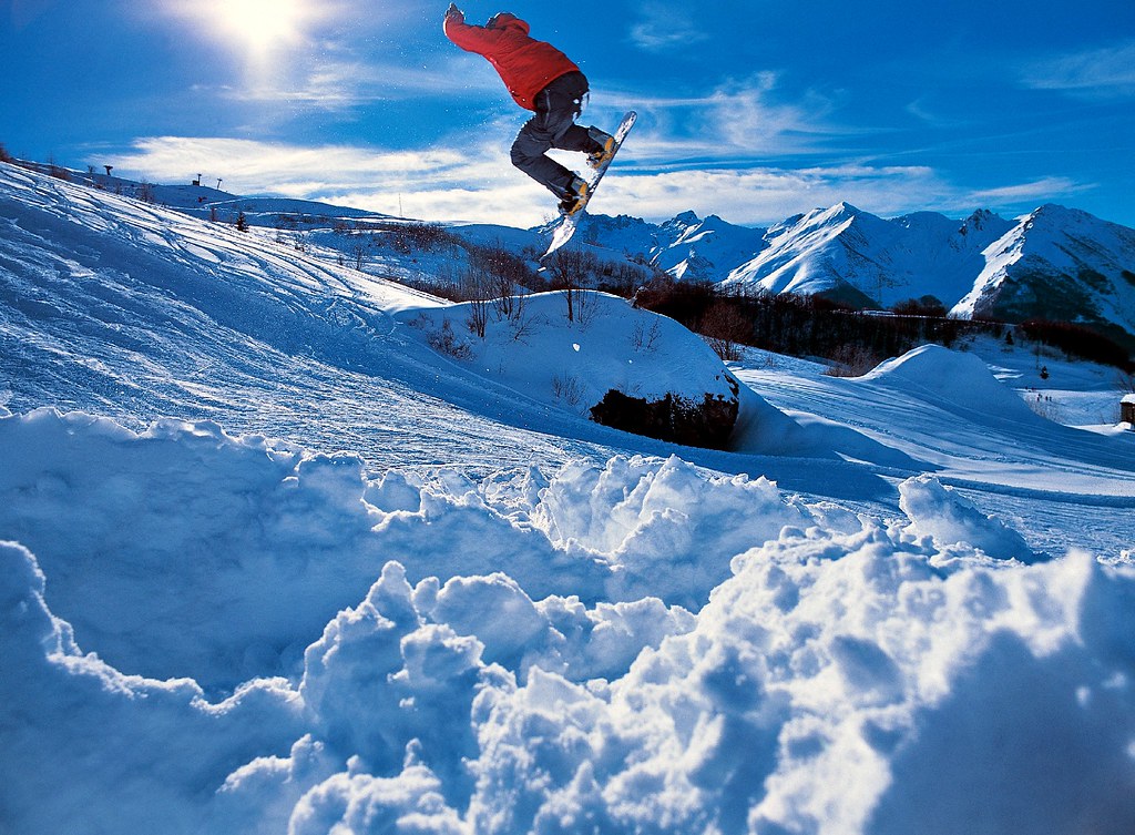 Limone Turismo photograph © All Rights Reserved