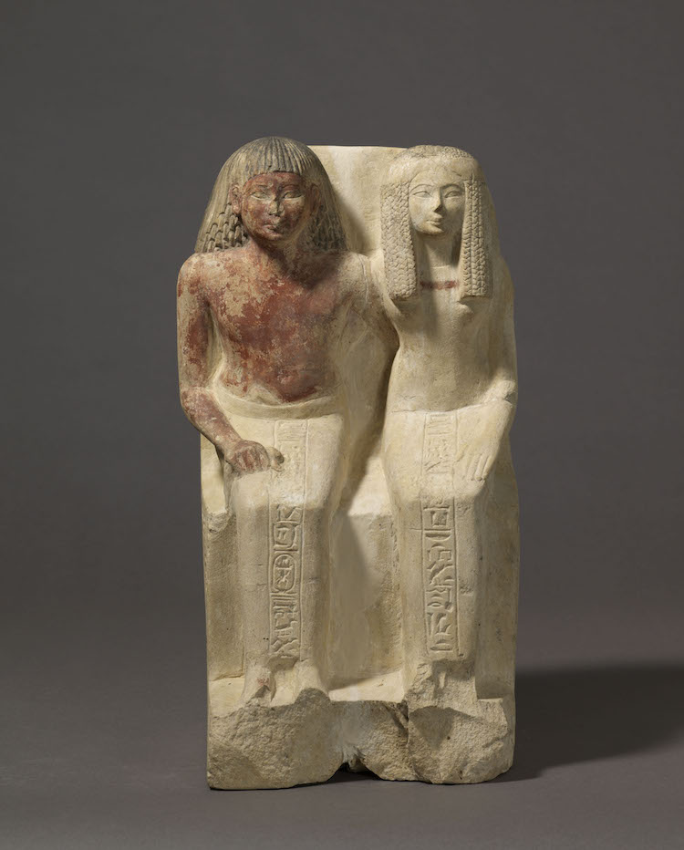 Statue du confiseur d’Amon Samout et de sa femme, la dame Moutnefert - ©2008 Musée du Louvre / Christian Décamps