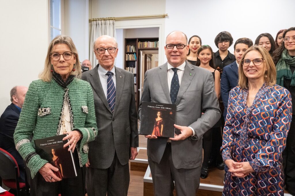 Princess-of-Hanover_Prince-Albert-II-40th-anniversary-book-presented-by-trustee-Peter-K-Murphy_Paula_credit_Axel-Bastello-Archives-du-Palais-princier