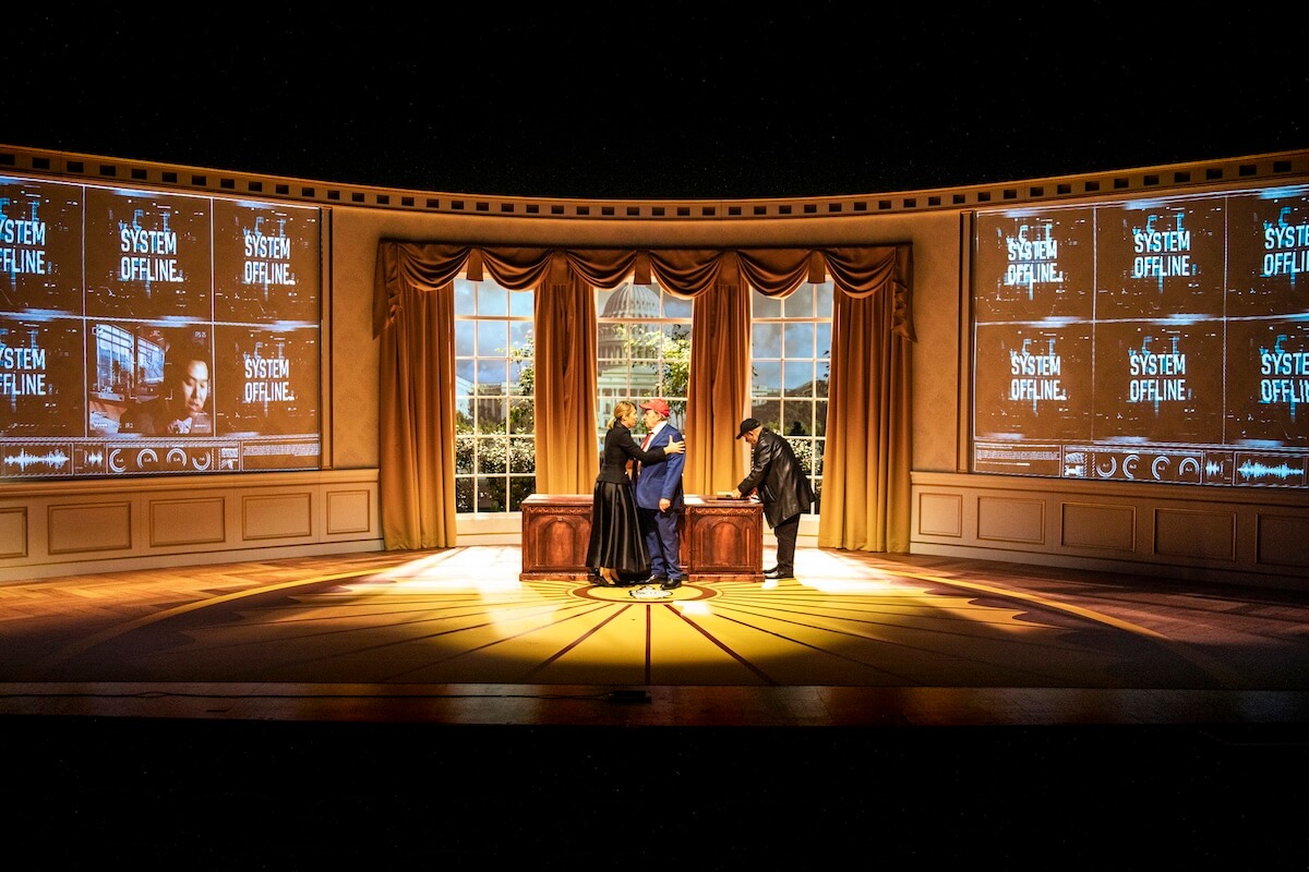 Ubu Roi at anthéa - photo © Philip Ducap