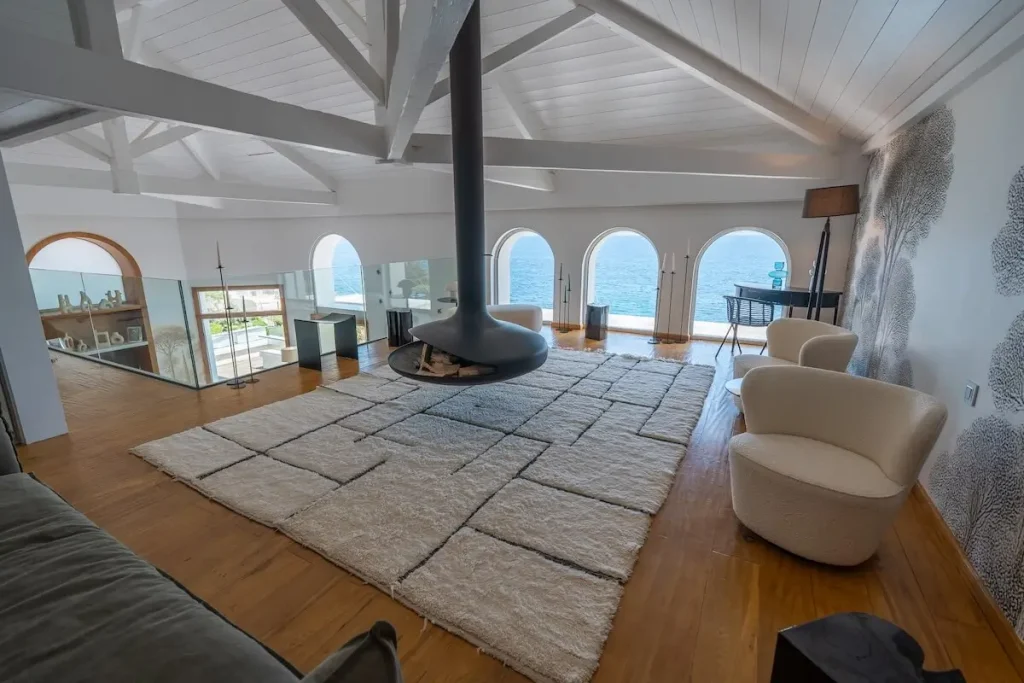 Villa Hélios – Le Trayas - auction - mezzanine