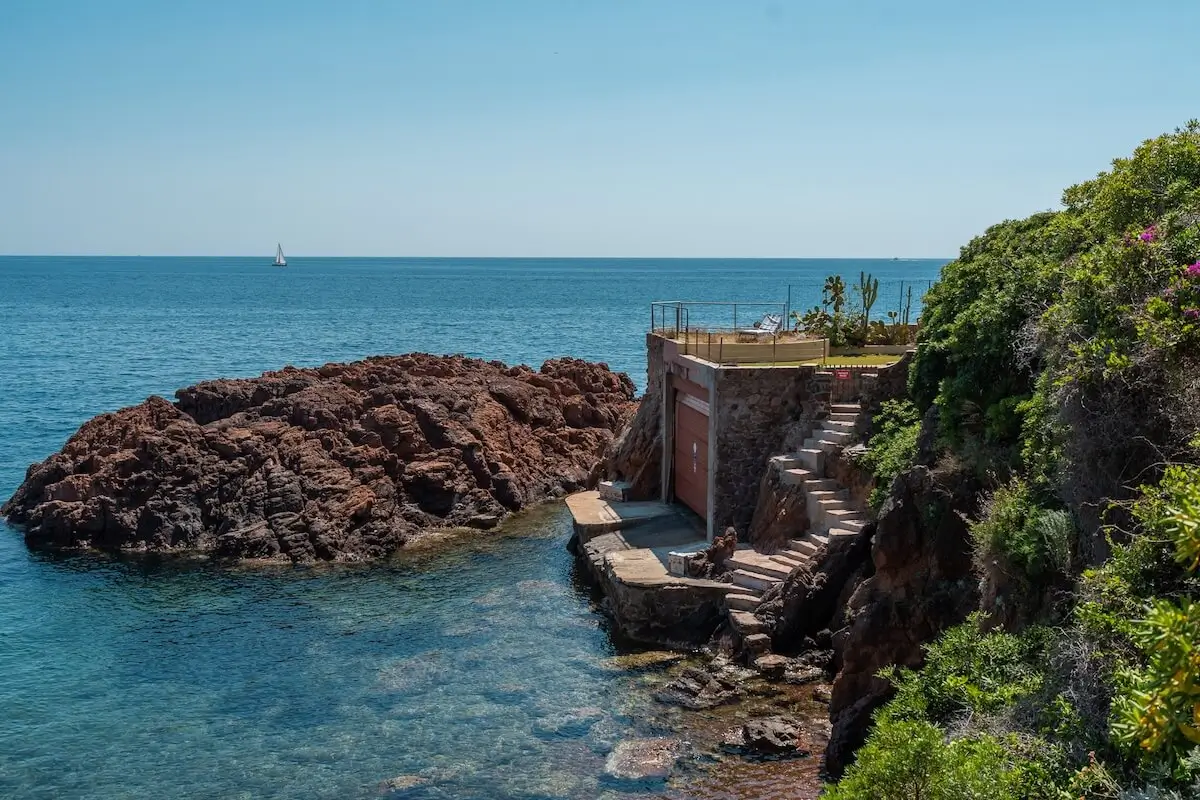 Villa Hélios – Le Trayas - auction - boat house
