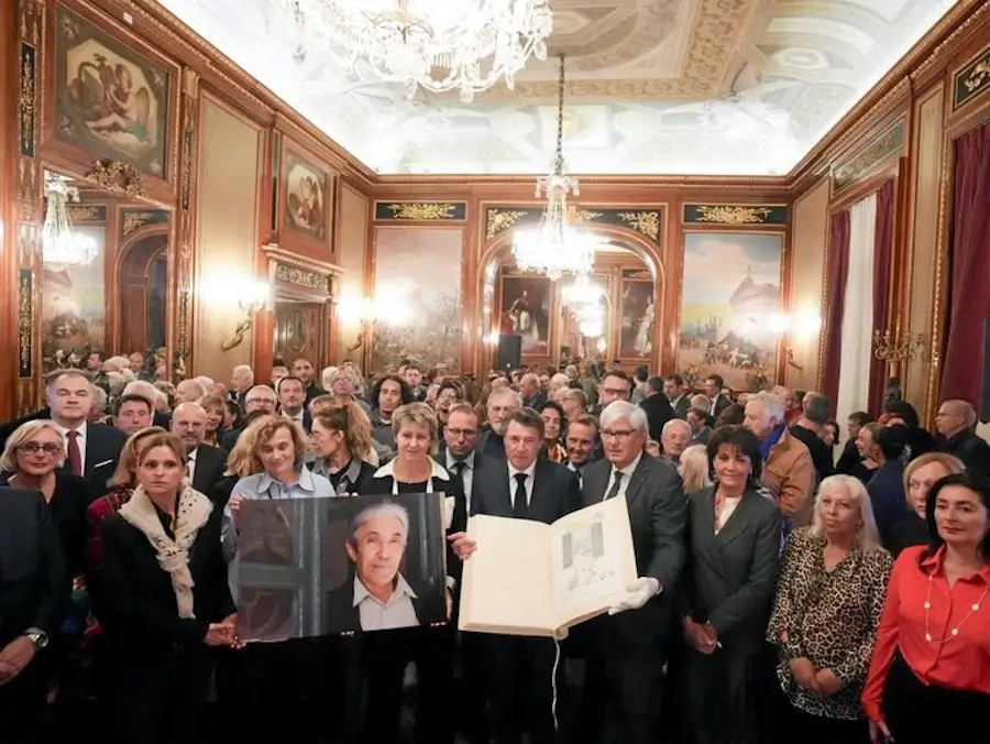 Sansal citoyen d'honneur nov 2024 - Photo © Ghislain Mariette, Ville de Nice, via Ville de Nice Facebook publication