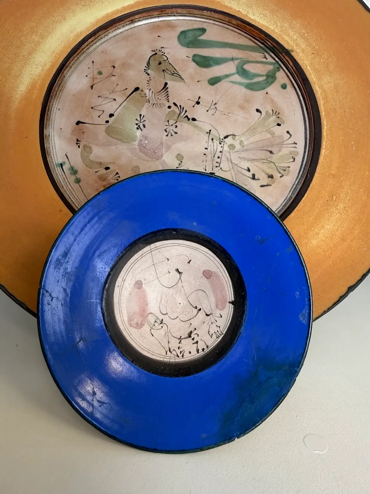 Sans titre, 1952, terre cuite émaillée D.22 (c) Gaby Giordano
