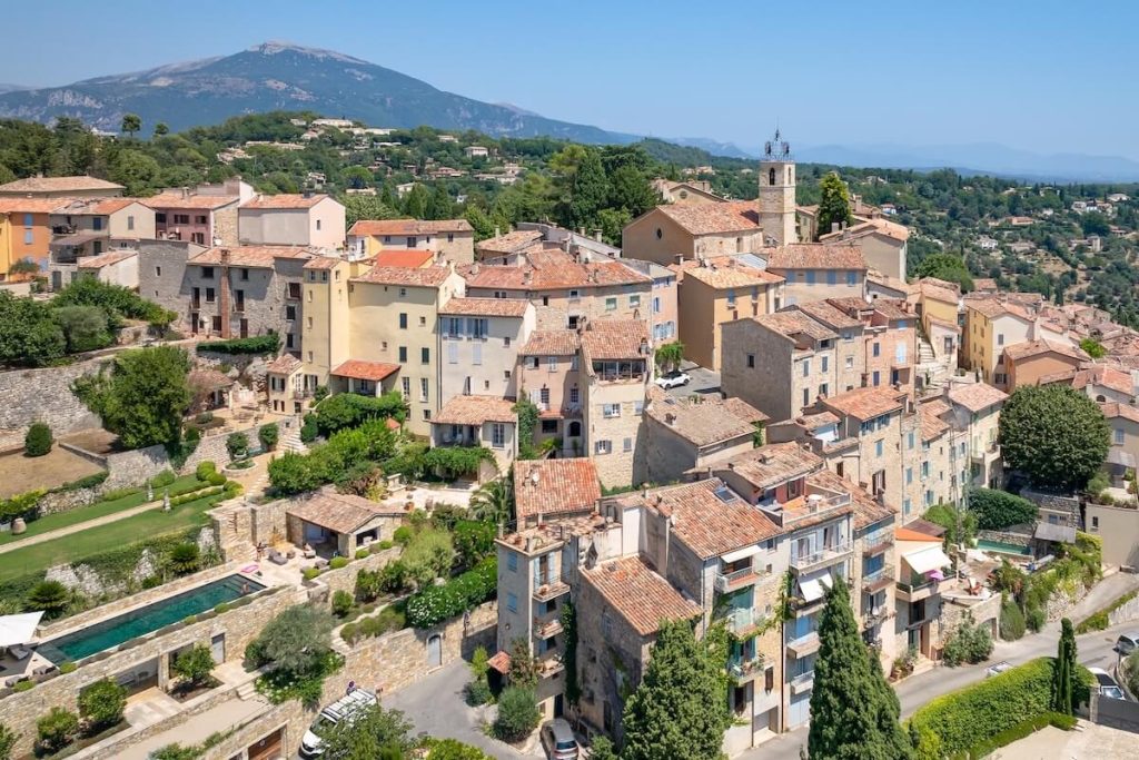 Rental property of the week Châteauneuf-Grasse - exterior