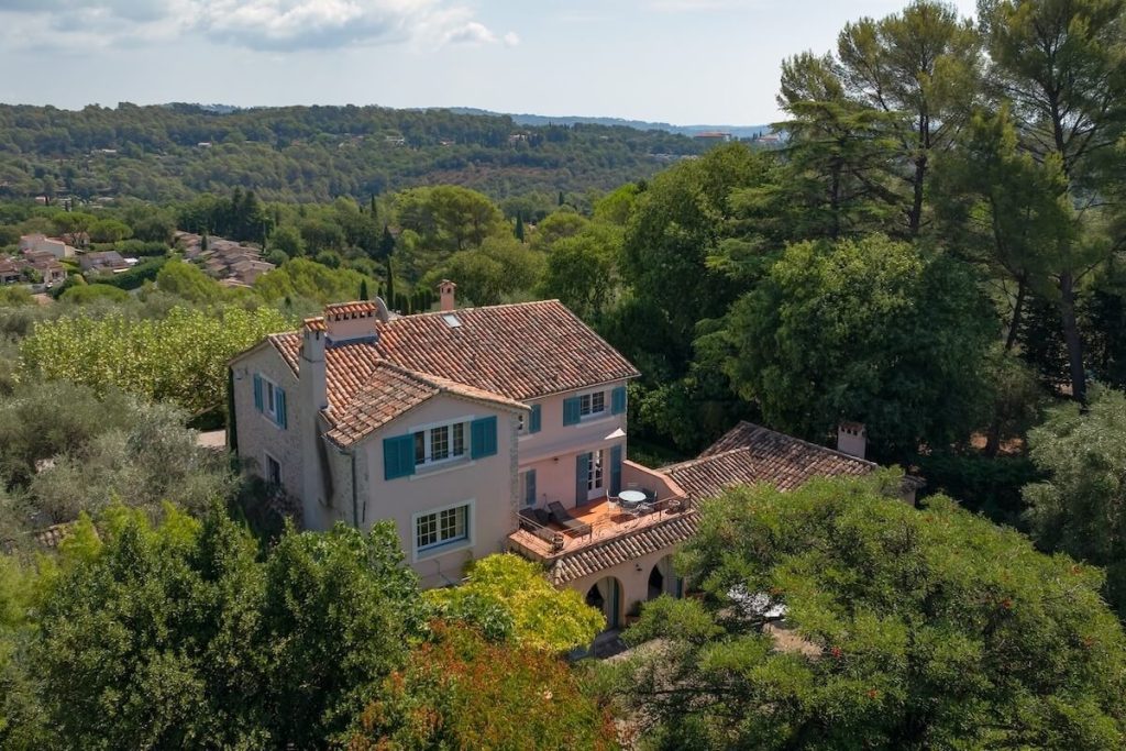 Property in Grasse Saint-Jacques - exterior