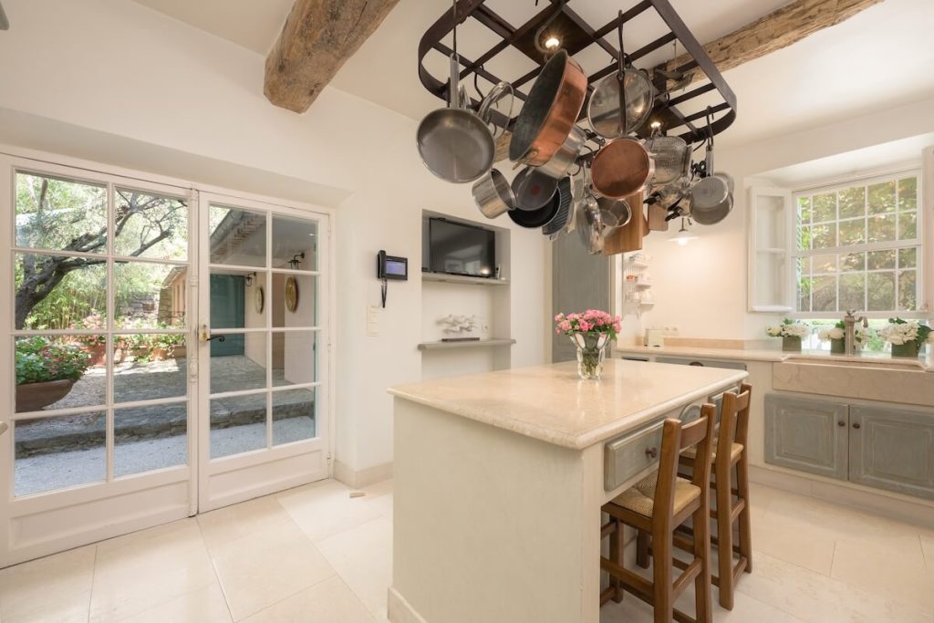 Property in Grasse Saint-Jacques - interior