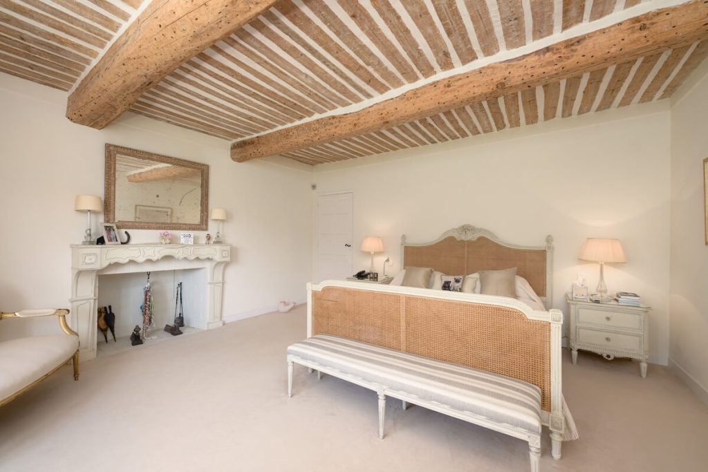 Property in Grasse Saint-Jacques - interior