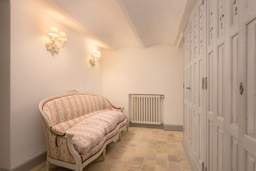 Rental property of the week Châteauneuf-Grasse - sitting